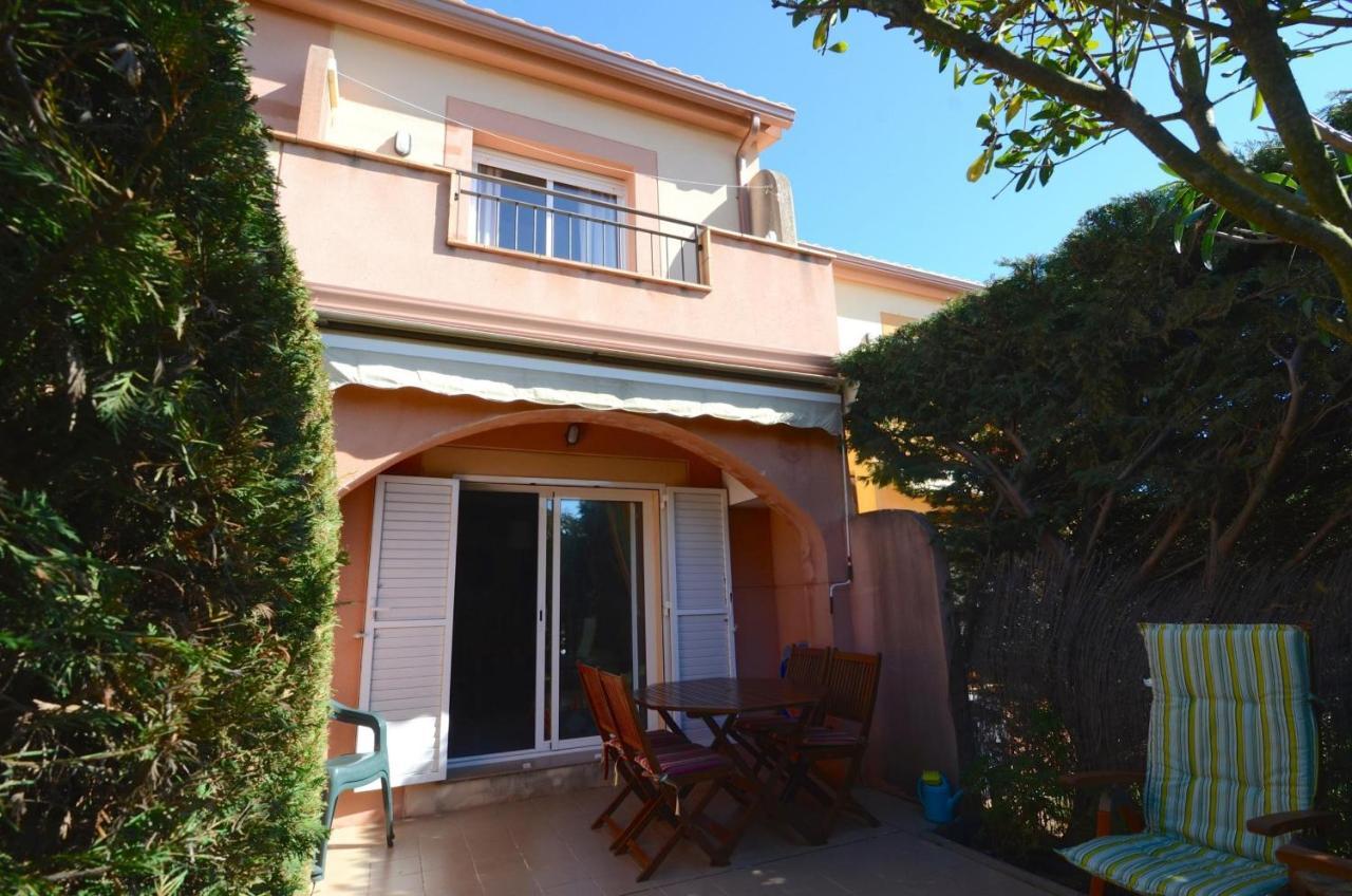Casa Unifamiliar Con Patio Y Piscina En L'Estartit- Costa Bravaアパートメント エクステリア 写真