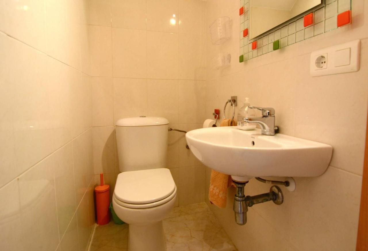 Casa Unifamiliar Con Patio Y Piscina En L'Estartit- Costa Bravaアパートメント エクステリア 写真